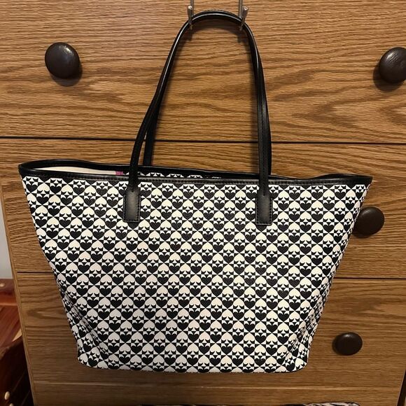 Kate spade tote - Picture 2 of 4
